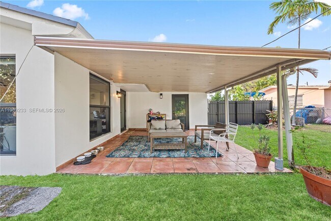 Building Photo - 7835 W 16th Ct