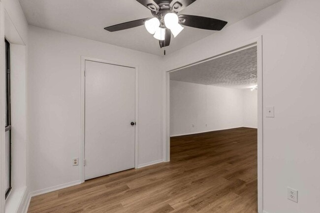 Building Photo - 1017 Dunbar Dr