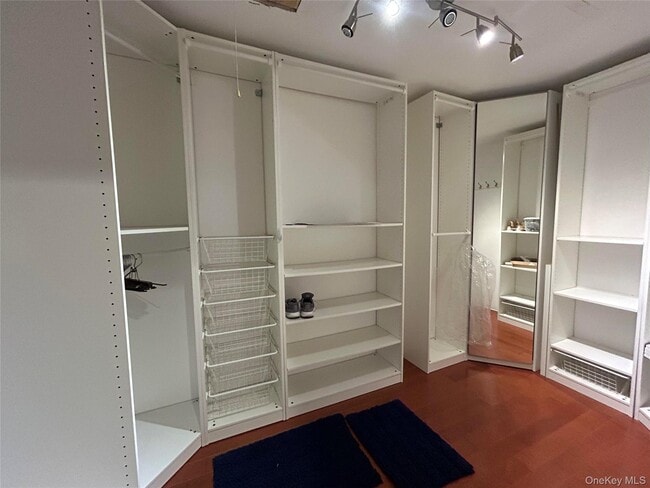 Building Photo - 183 Tahlulah Ln