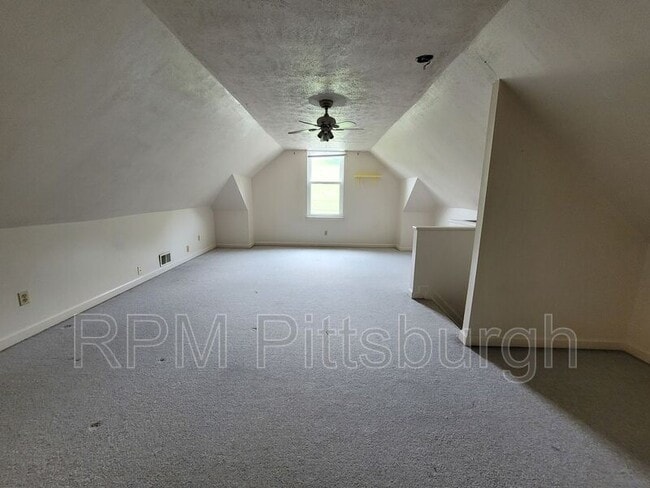 Building Photo - 2301 Mt Troy Rd
