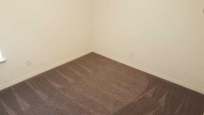 Building Photo - 12747 Westbrook Dr