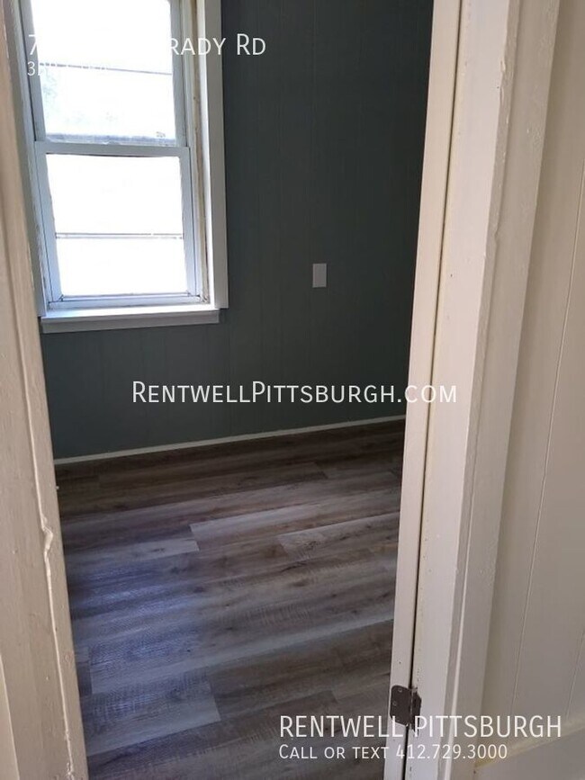 Building Photo - 3 Bedroom Home in Cowansville