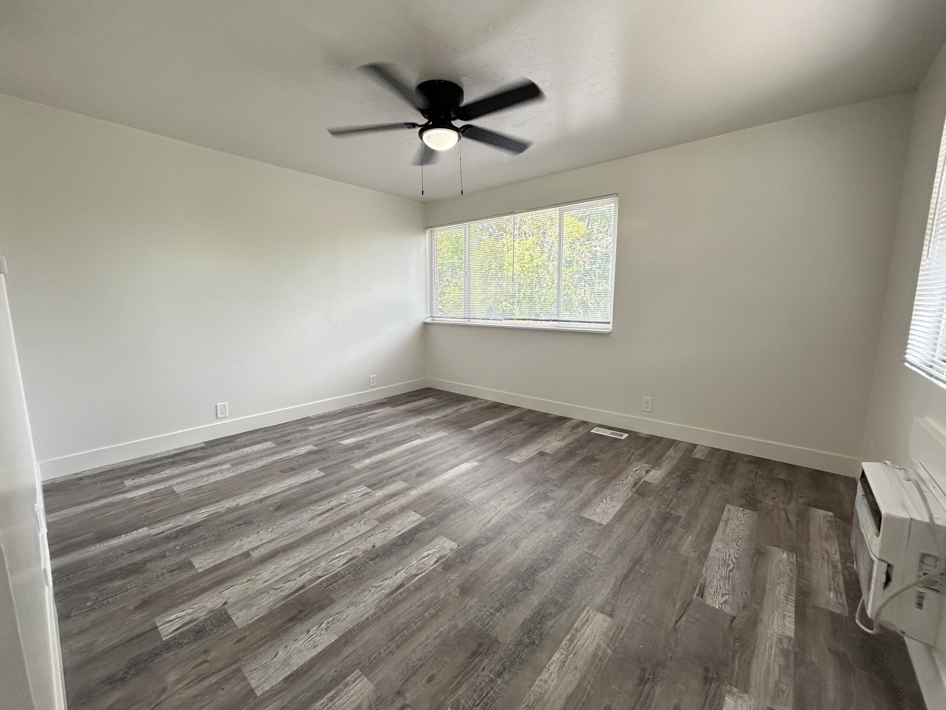 Building Photo - 1340 S 200 E