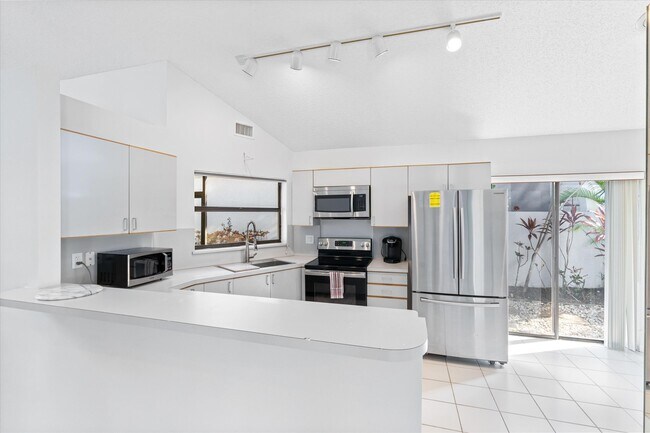 Building Photo - 5101 Via De Amalfi Dr