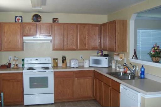 Building Photo - 112 Stream Crossing