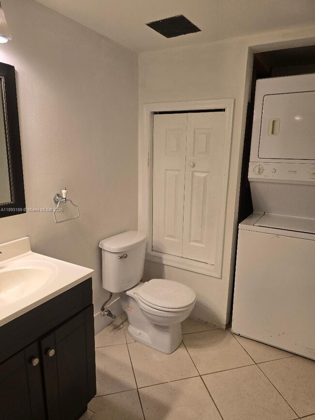 Building Photo - 8369 N Coral Cir