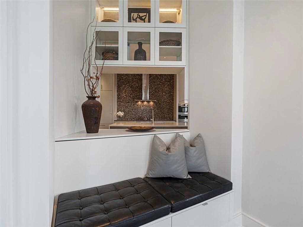 Building Photo - 3376 Peachtree Rd