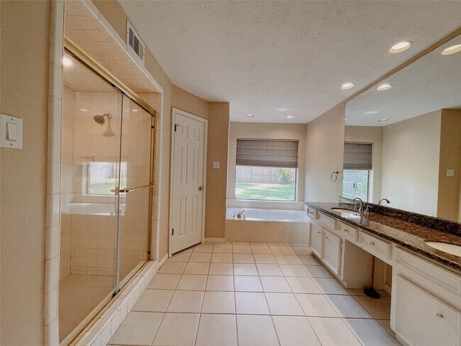 Building Photo - 3015 W Steepbank Cir