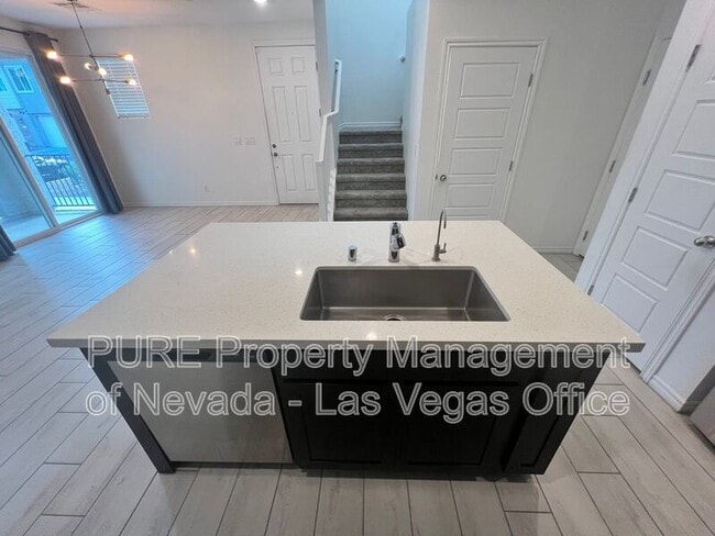 Building Photo - 7366 N Decatur Blvd