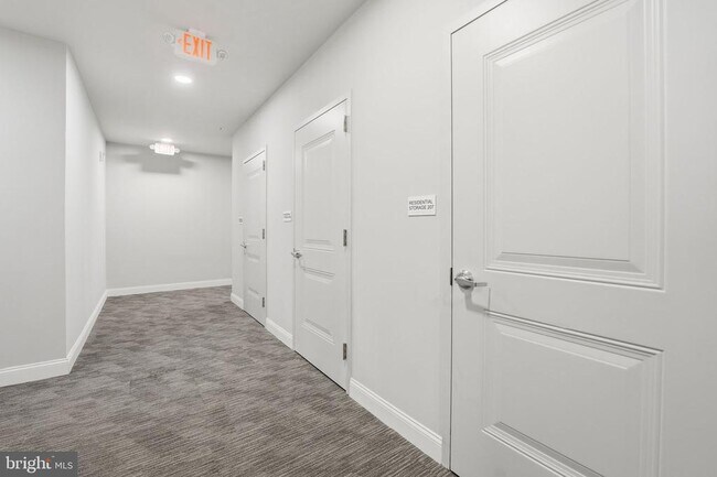 Building Photo - 13970 Englefield Dr