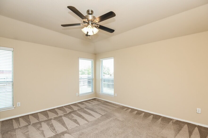 Building Photo - 1313 Pepperfield Ct