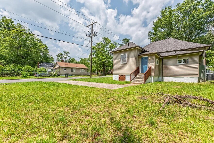 Building Photo - 338 State St