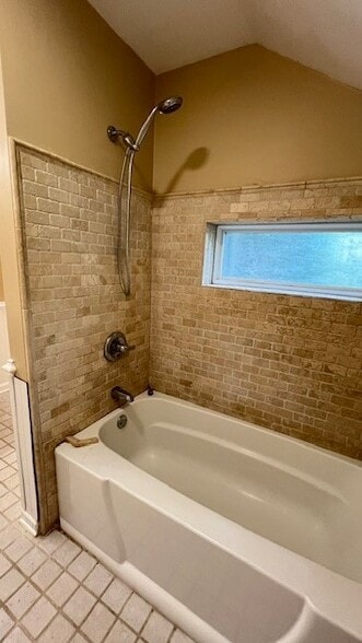 Building Photo - 421 18th St NW