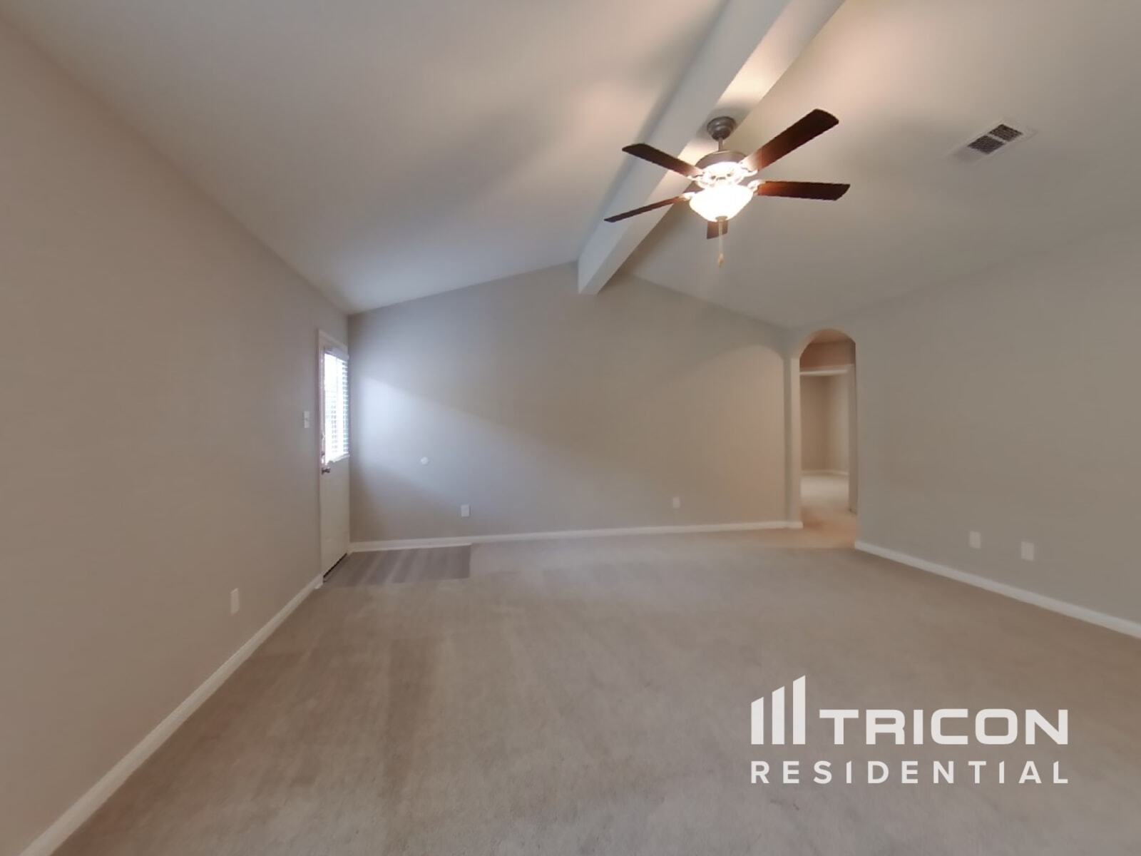 Building Photo - 23091 Bellini Dr