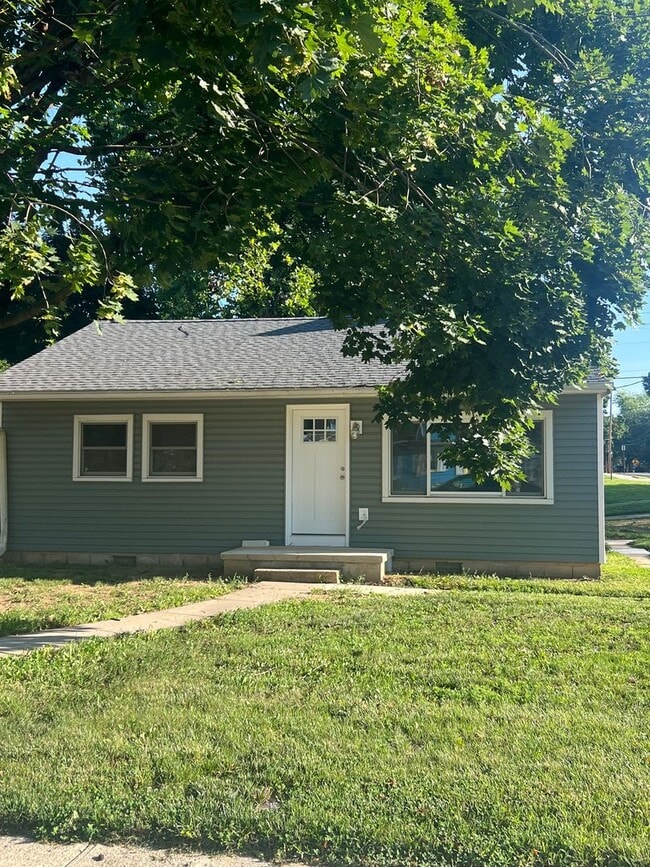 Building Photo - Newly renovated 3 bedroom home in Carlisle