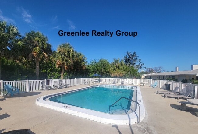 Building Photo - Adorable 1 Bed/1 Bath Villa in the 55+ New...