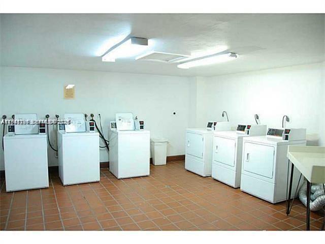 Building Photo - 8420 SW 133rd Avenue Rd