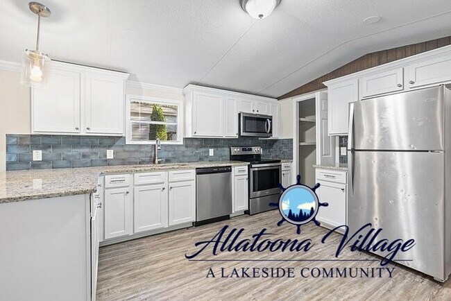 Building Photo - Lake Access and 1 mile to Downtown Acworth! Renovated 3BR/2Bth Pet Friendly