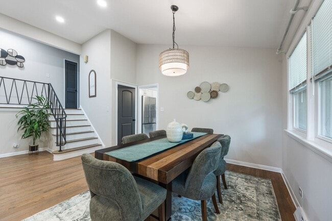 Building Photo - 12548 S Major Ave