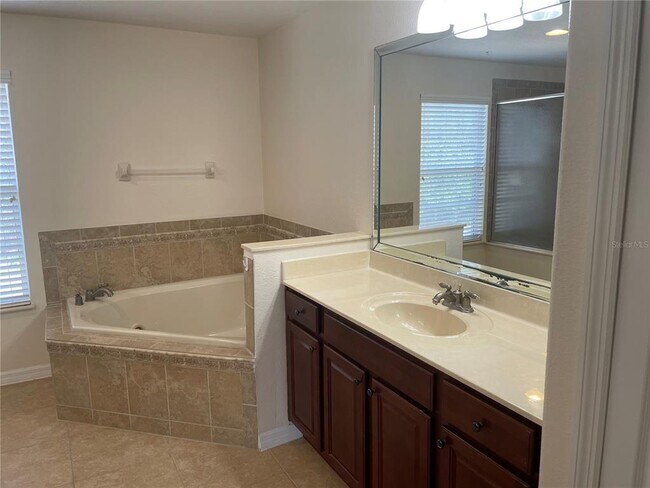 Building Photo - 13241 Hatherton Cir