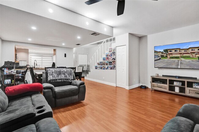 Building Photo - 4736 NW 90th Ave