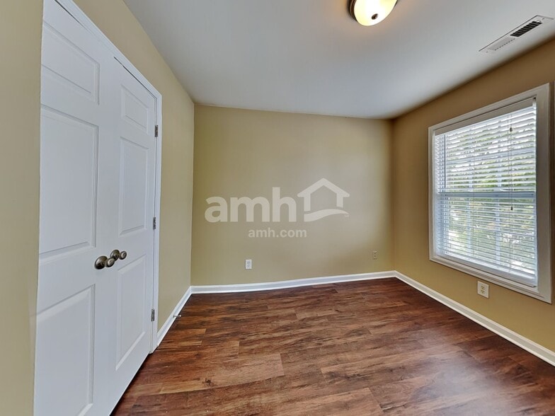 Building Photo - 4049 Alder Grove Ln