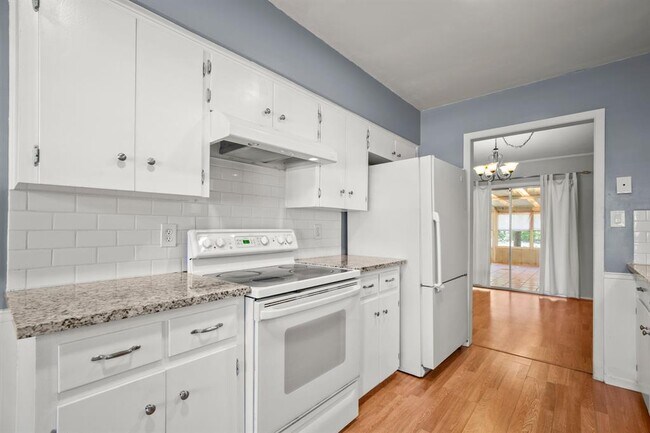 Building Photo - 1609 Springer Ln