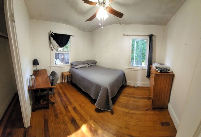 Building Photo - Jeffrey and Foothill Properties