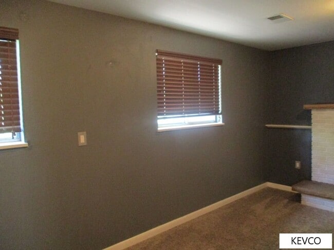 Building Photo - Tri-Level Home by Foothills Mall