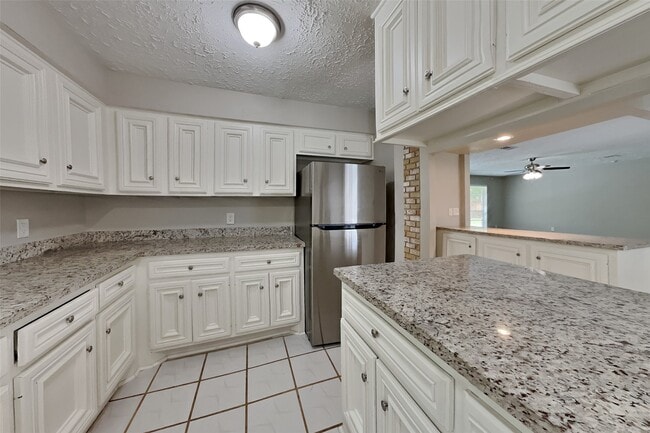 Building Photo - 12706 Pantano Drive