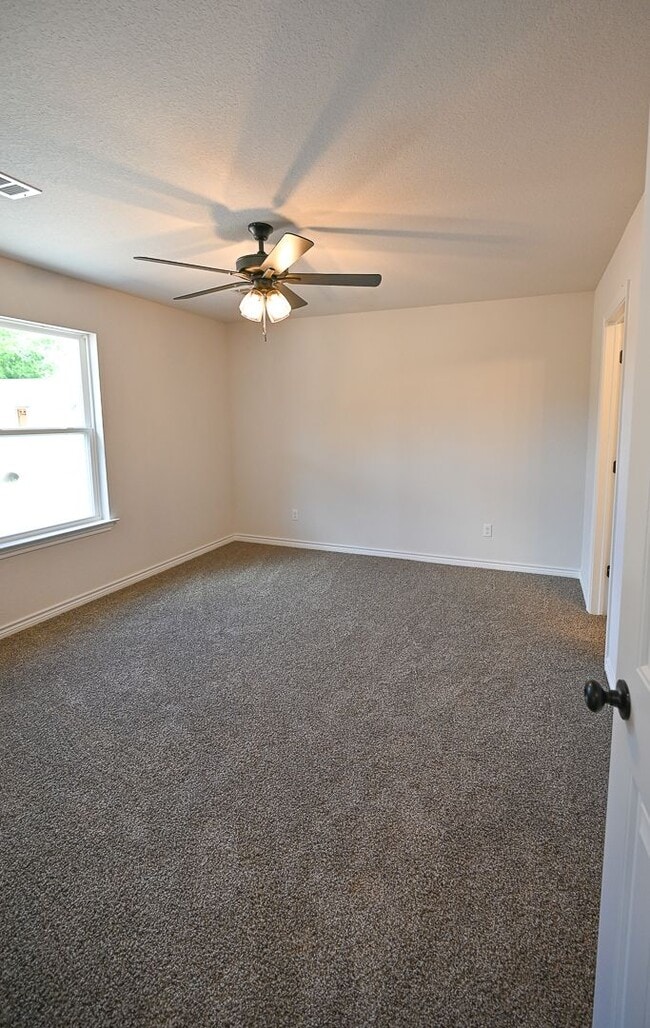Building Photo - New Home Built 2025 Spring Town TX 3 Bedro...