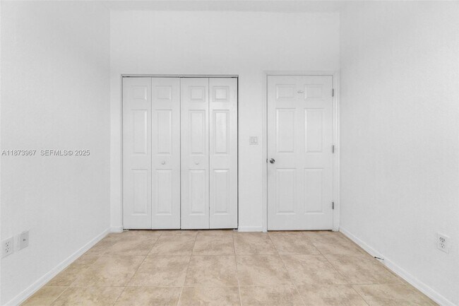 Building Photo - 11014 SW 237th Ln