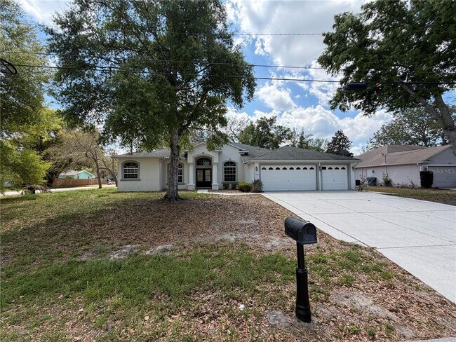 Building Photo - 9460 Hayward Rd