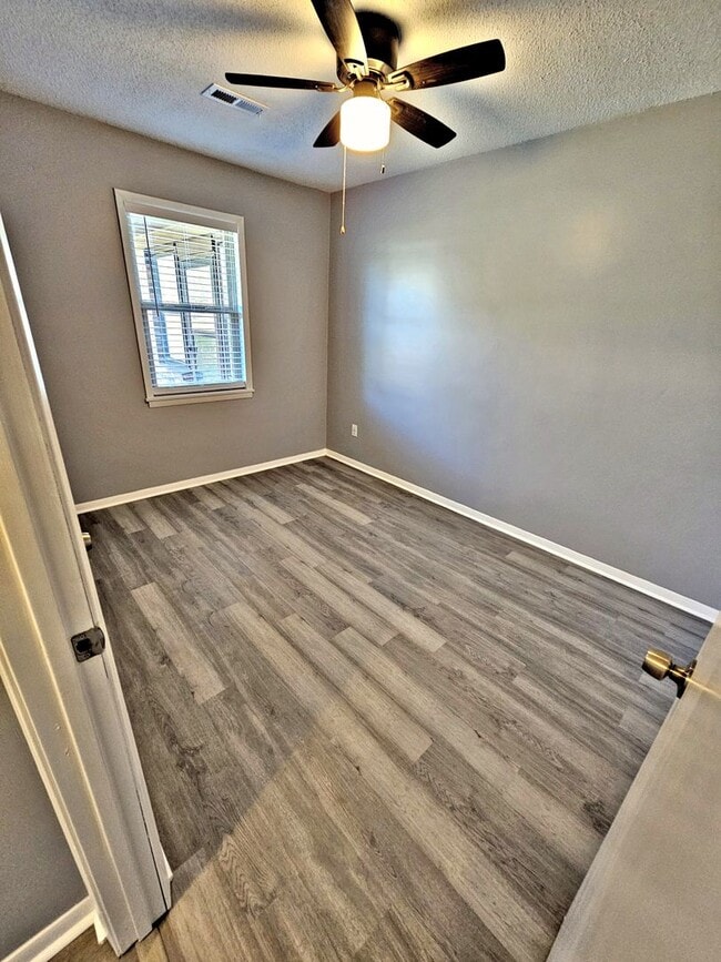 Building Photo - ***Move In Special***HOUSE FOR RENT - PRIC...