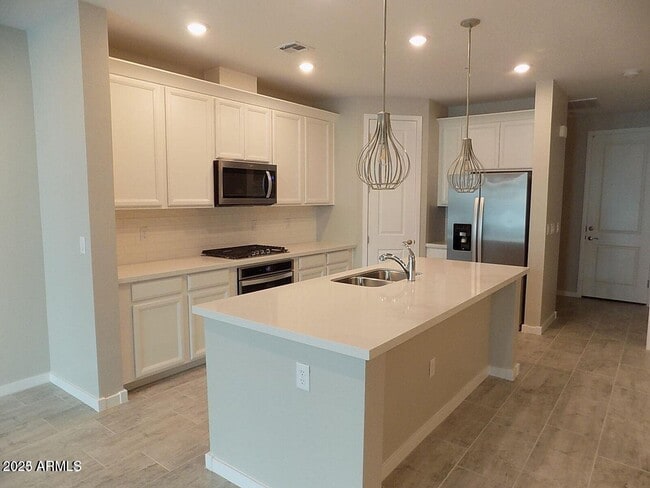 Building Photo - 3855 S McQueen Rd