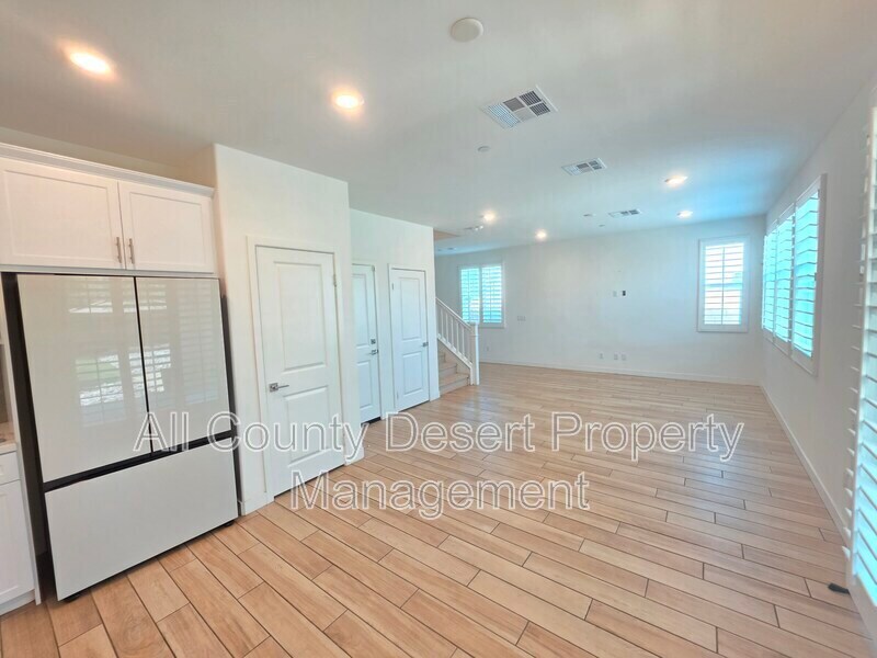Building Photo - 73533 Granita Dr