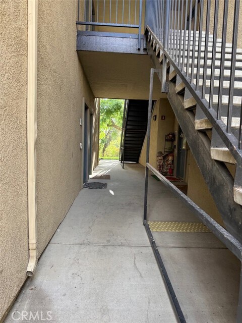 Building Photo - 375 Central