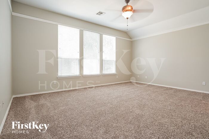 Building Photo - 4536 Indian Rock Dr