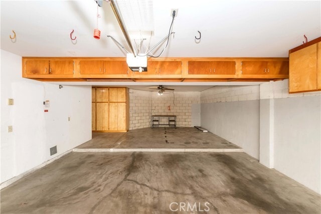 Building Photo - 2577 Plaza del Amo