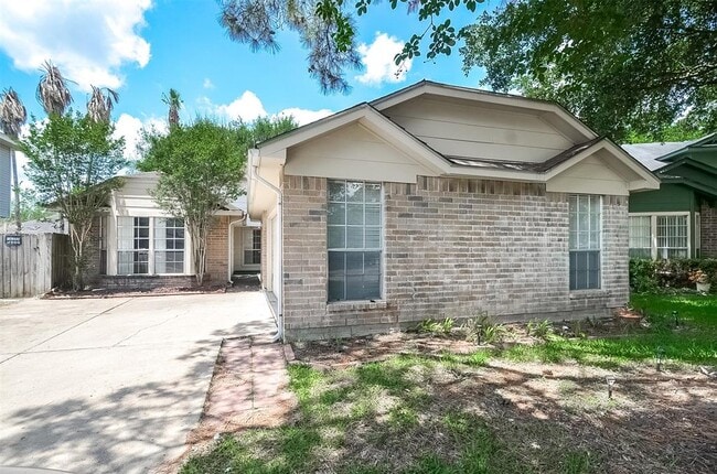 Primary Photo - 1807 Trendwest Dr