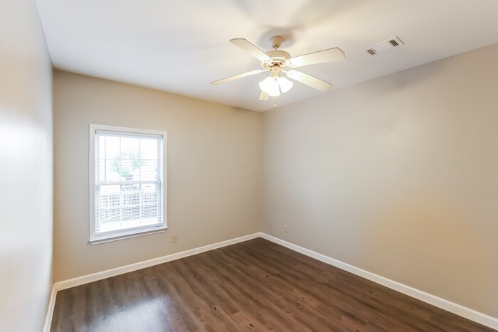 Building Photo - 9038 Cotton Field Cir