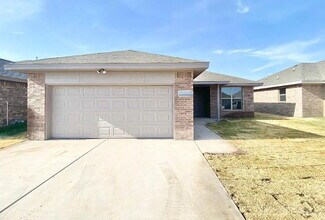 Building Photo - Upscale Flair Located in Burgamy Park!
