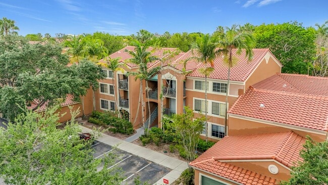 Building Photo - Super Cozy 2 bedroom in Desirable Neighborhood in coconut creek