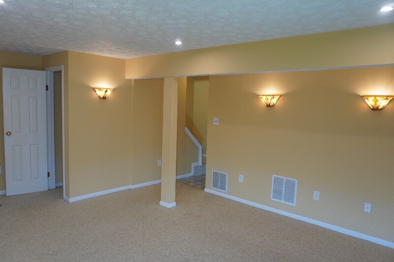 Building Photo - 37 Trailwood Rd