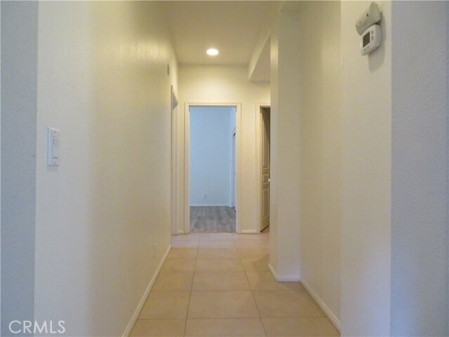 Building Photo - 93 Winding Way