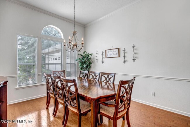Building Photo - 624 Headwaters Ln