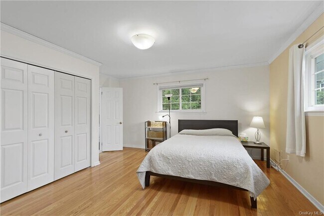 Building Photo - 107 Edgemont Rd