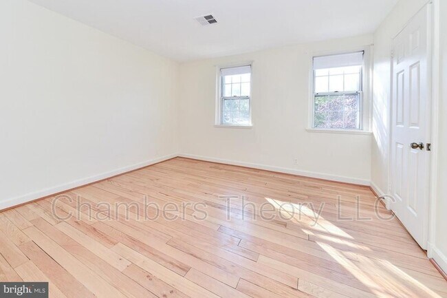 Building Photo - 4875 28th St S