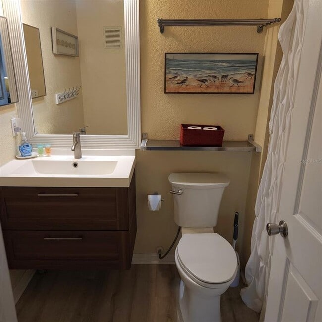 Building Photo - 8822 Dunes Ct