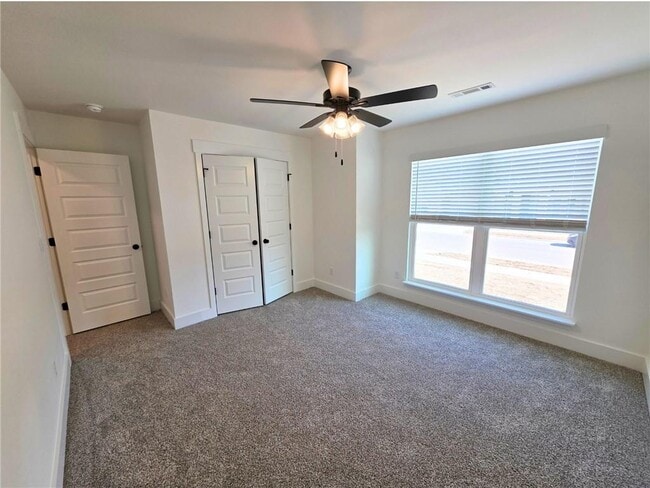 Building Photo - 251 Kristen Ln